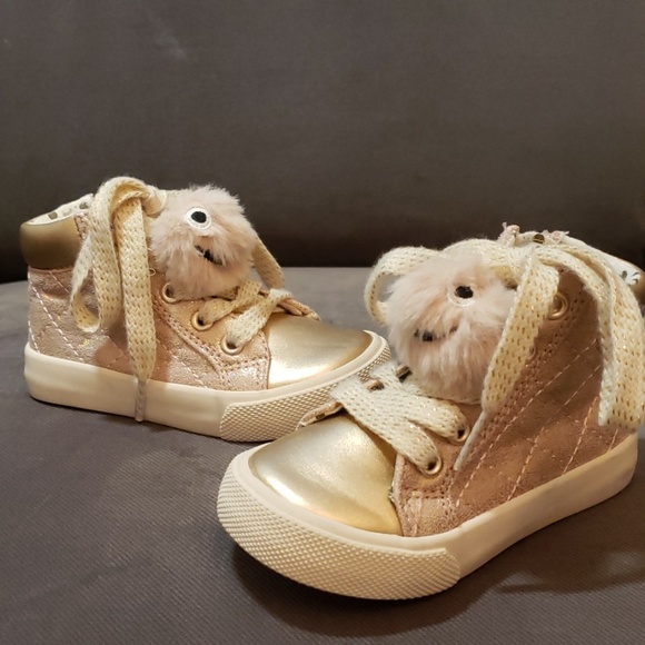 Maggie & Zoe Other - Maggie & Zoe kids hightop sneakers